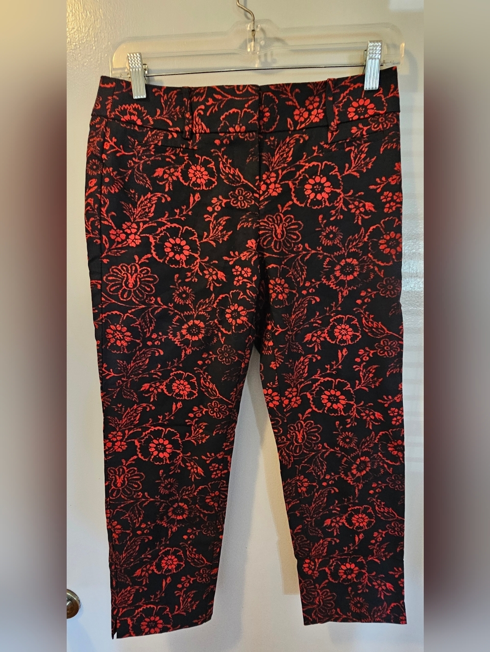 Ann Taylor Loft Riviera Marisa Fit Cropped Pants Blue Red Floral Womens Sz 0 NWT